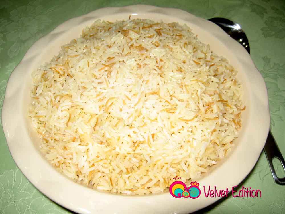 Aromatic jasmine rice with vermicelli is the perfect accompaniment to any meal.